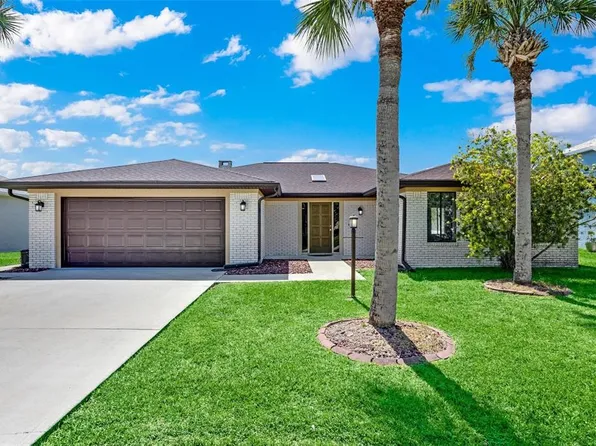 13 Coleridge Ct, Palm Coast, FL 32137