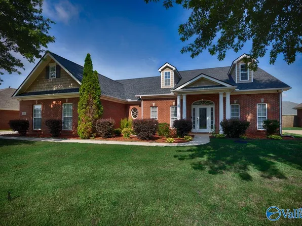 114 Legacy Cove Dr, Madison, AL 35756