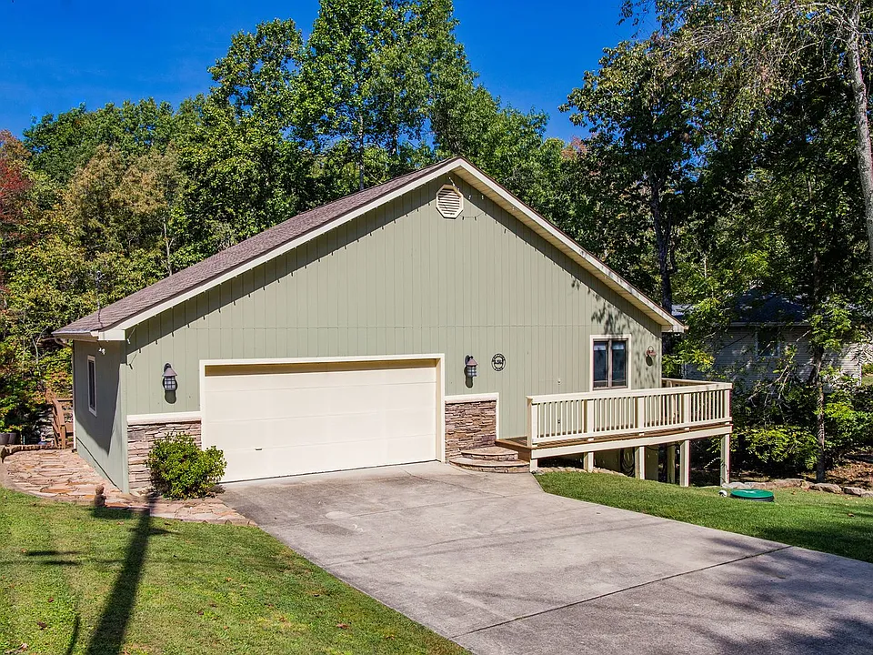 193 Meadowview Dr