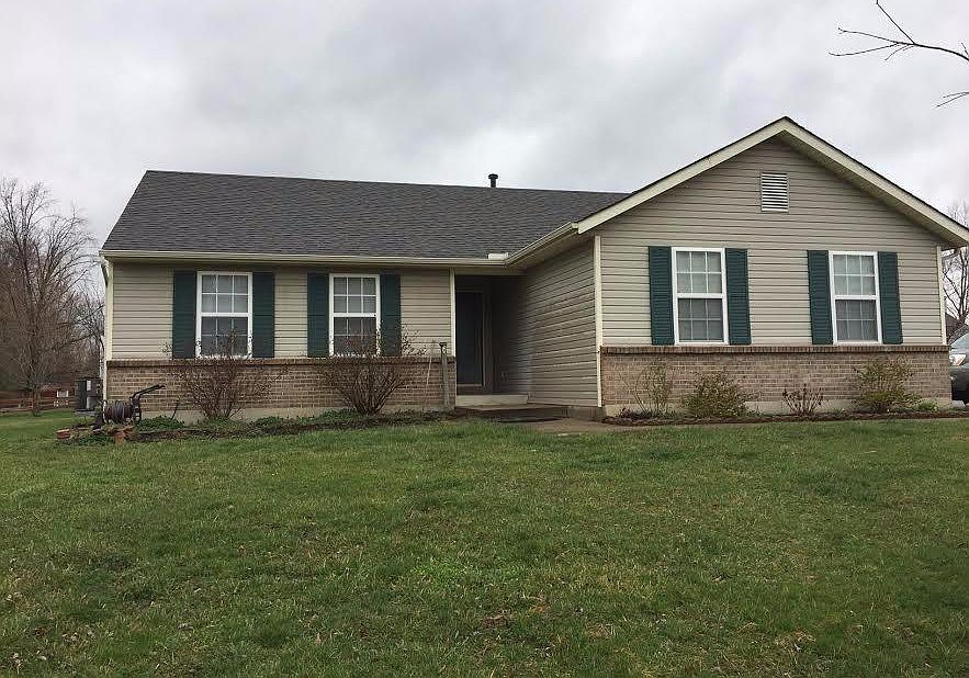 2nd image of 3867 Greenbrook Dr