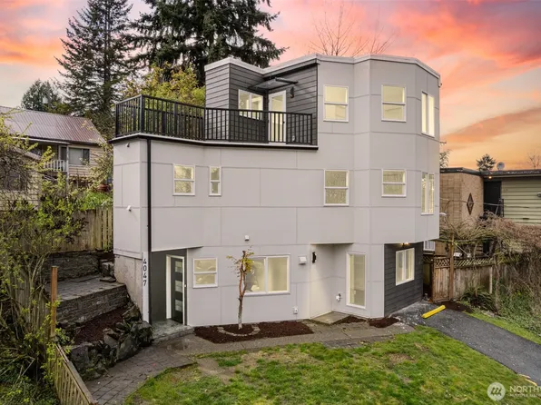 4047 25TH Avenue W, Seattle, WA 98199