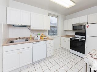 4907 N Hermitage Ave #2F, Chicago, IL 60640