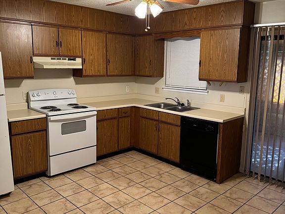 2nd image of 614 Gawin Dr