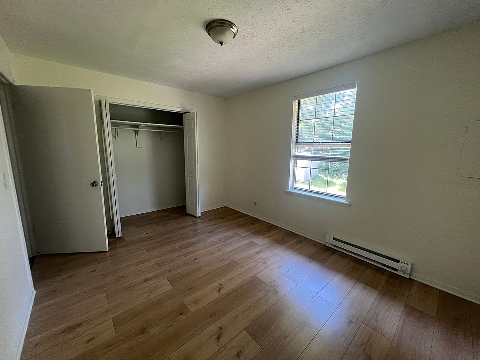 2nd image of 206A E Palestine Ave #B
