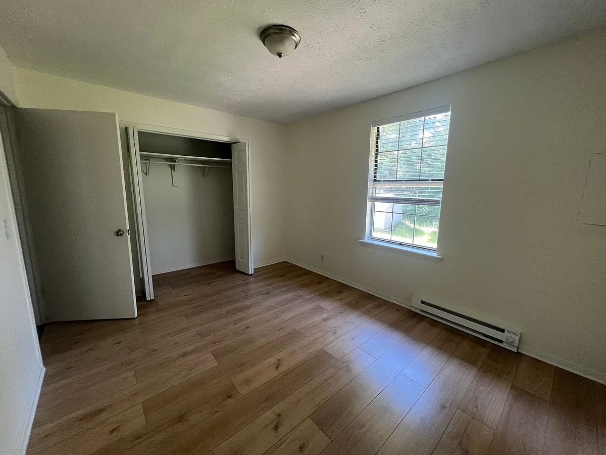 Building Photo - 206A E Palestine Ave #B