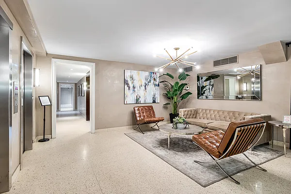 Rented by Oxford Property Group | media 44