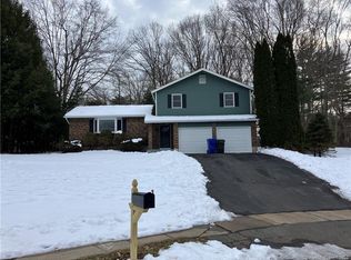 9 Charlie Cir, South Windsor, CT 06074