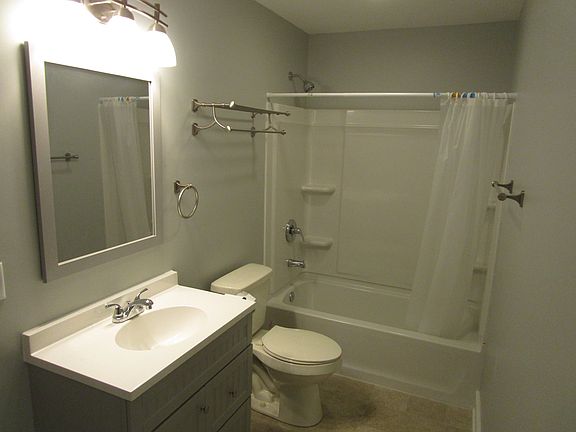 5th image of 3269 N New Jersey St