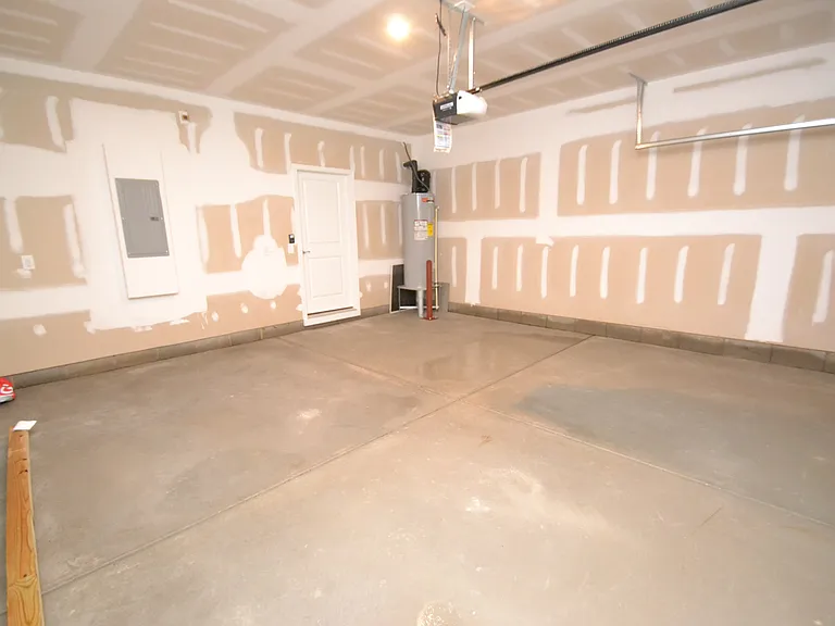 1226 Bessie Ct — Photo 49
