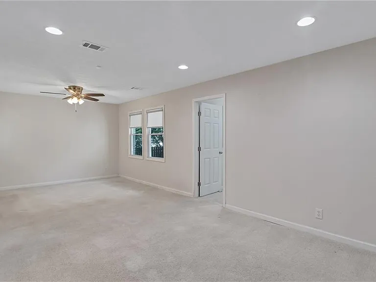 5772 Lilburn Stone Mountain Rd — Photo 29