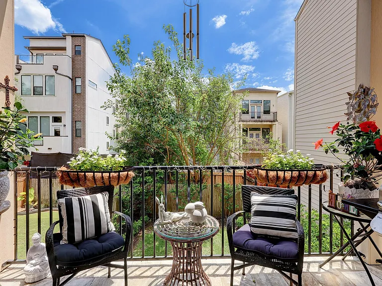 5217 Lillian St — Photo 31