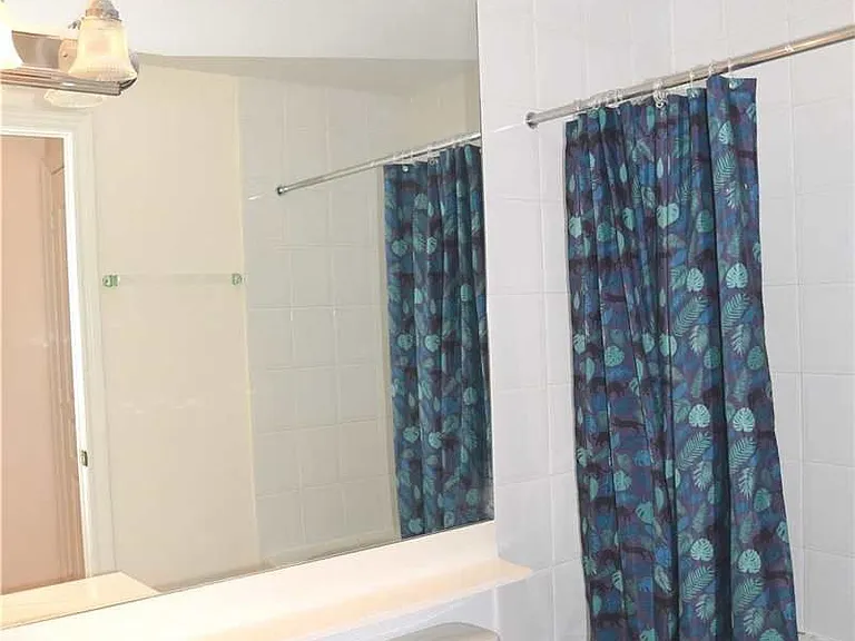 10 Northtown Way #H3 — Photo 11