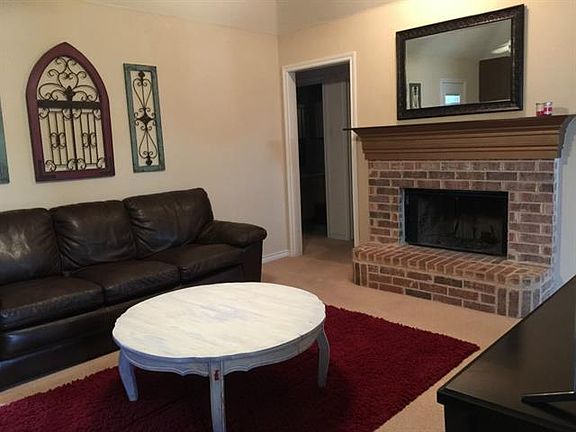3rd image of 1234 Clay Ln