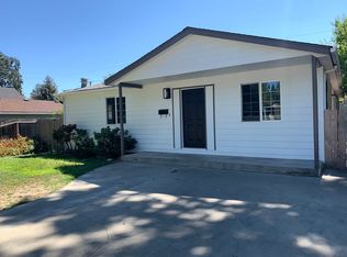 723 SW I St, Grants Pass, OR 97526