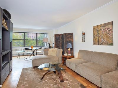 165 W End Ave APT 3G, New York, NY, 10023