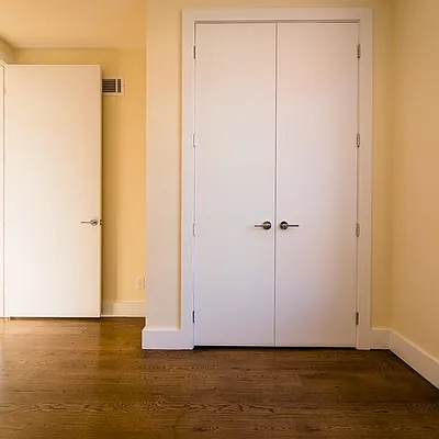 Rented by Nooklyn NYC LLC | media 19