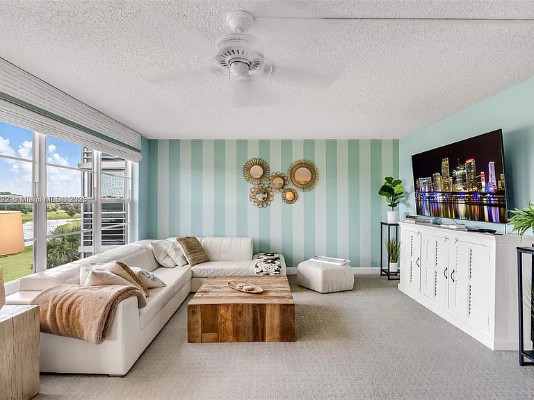 808 Cypress Blvd #409 — Photo 4