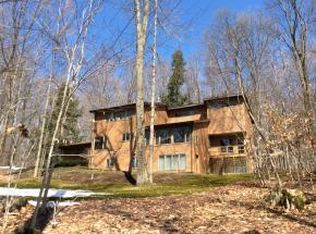 11 Beechnut Ter, Ithaca, NY 14850