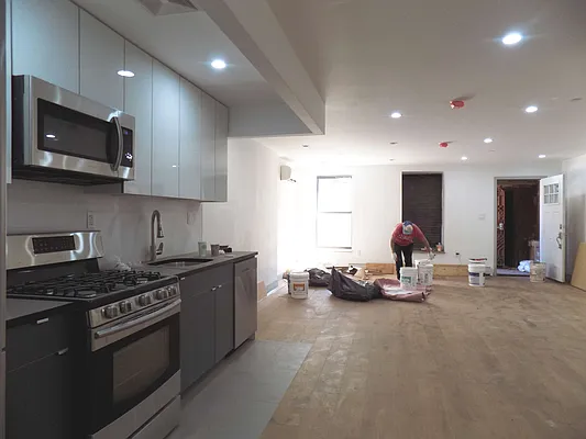 Rented by Blue Egg Realty Corp | media 18