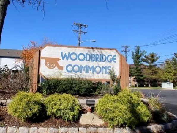 2202 Woodbridge Comns Way #A