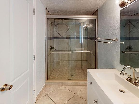 5th image of 1510 New York Ave