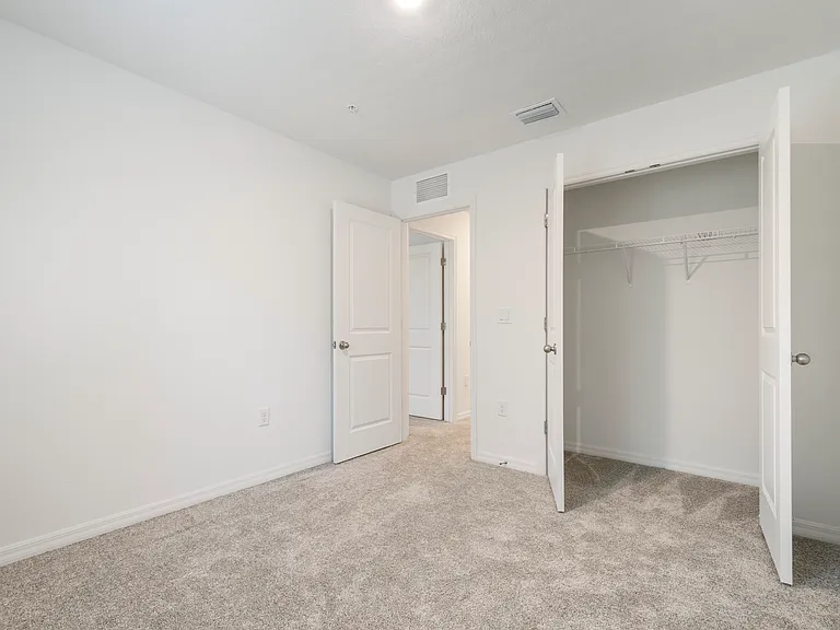 5273 Luisa Ct — Photo 32