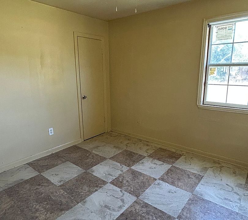 2nd image of 6431 W Canal Blvd #A