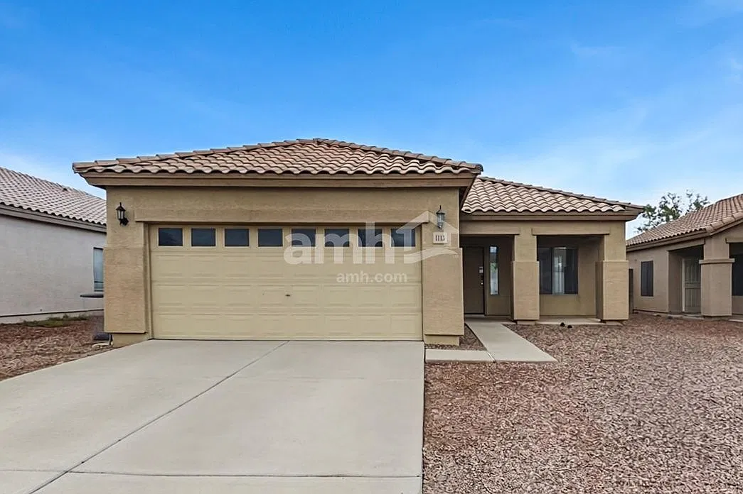 3 bed, 2.0 bath, 1426 sqft, $1,860 — Photo 1