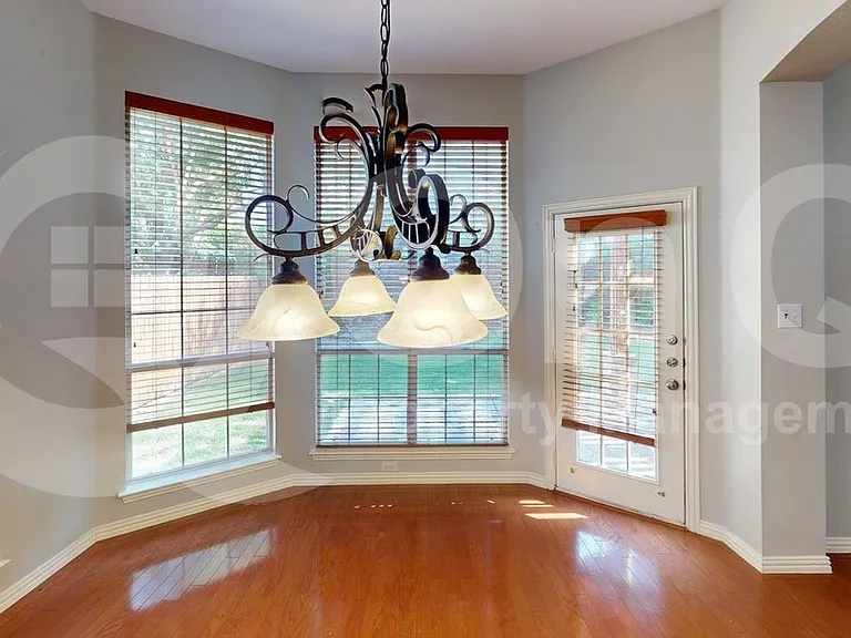 4536 Brenda Dr — Photo 19