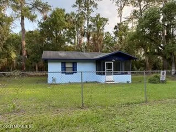 601 McClure St, Welaka, FL 32193