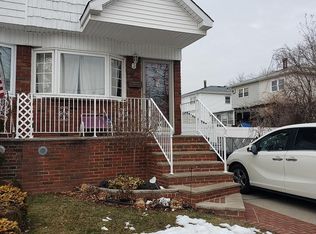 11 Greencroft Ave, Staten Island, NY 10308