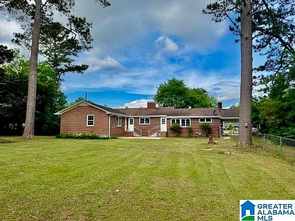 3rd image of 506 Hill Ave