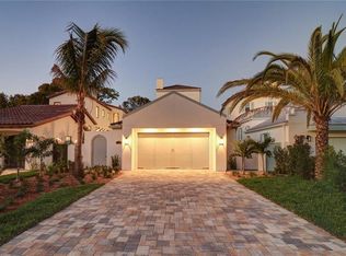 136 Ricardo Way NE, Saint Petersburg, FL 33704