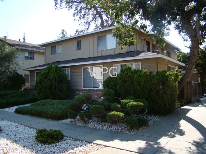 1st image of 557 Troy Dr APT 4