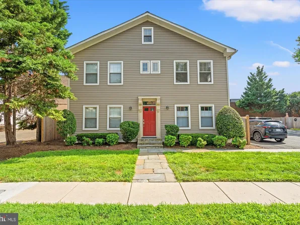 409 E Raymond Ave APT 6, Alexandria, VA 22301