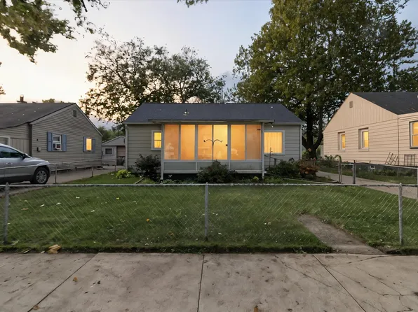 412 Ainsworth Cir, Ypsilanti, MI 48197