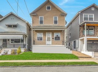 1061 Carmalt St, Dickson City, PA 18519