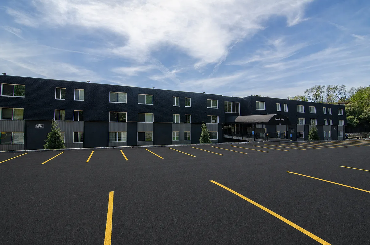 Building Photo - 5465 Kirby Ave #2