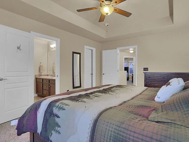 6638 Cottonwood Tree Dr — Photo 11