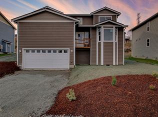 1588 W Gateway Heights Loop, Sedro Woolley, WA 98284