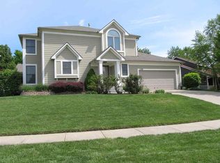 3380 SW Westport Dr, Topeka, KS 66614