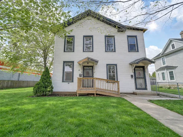 205 Casseday Ave, Joliet, IL 60432