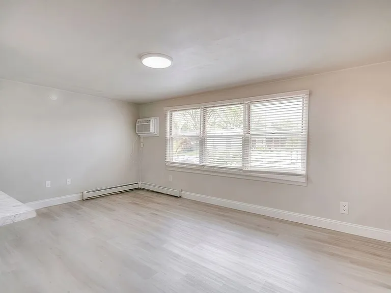 Meadow View East — Photo 80