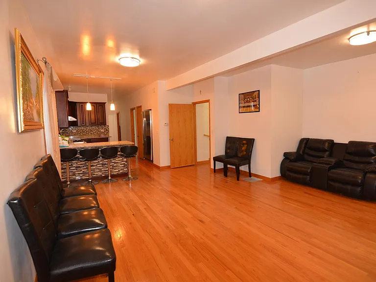 3338 S Morgan St #2F — Photo 7
