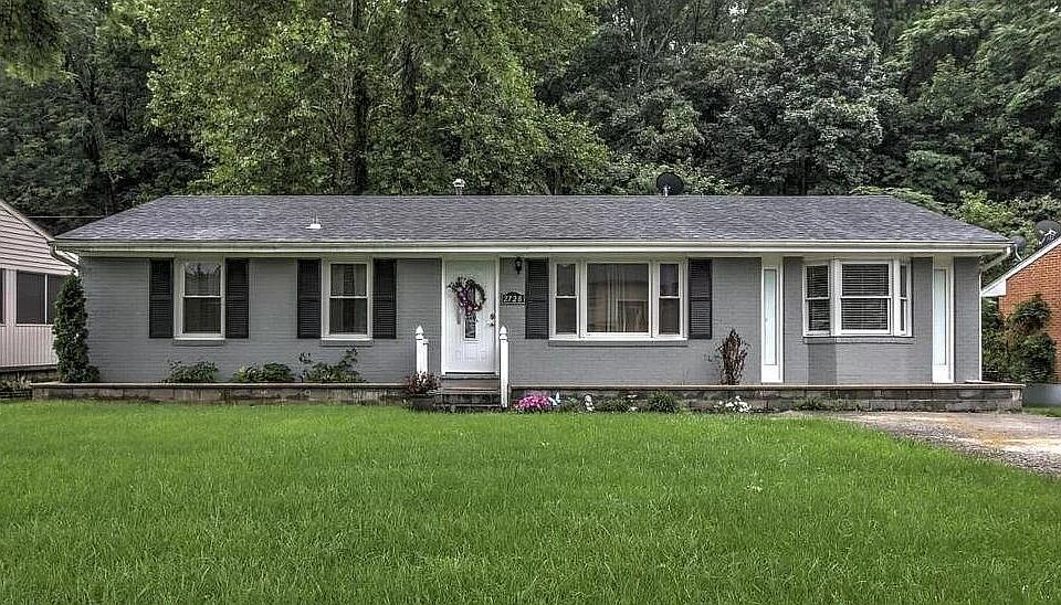 1st image of 2728 Embassy Dr