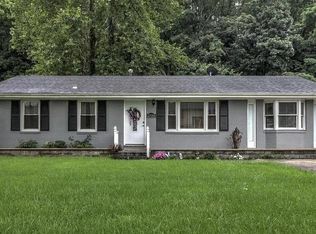 2728 Embassy Dr, Roanoke, VA 24019
