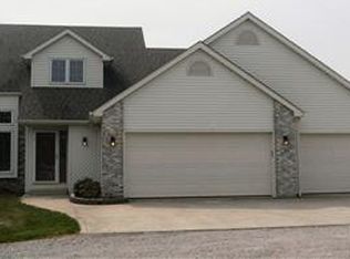 12530 County Line Rd, Leo, IN 46765