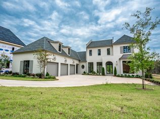 2 Lakeshore Dr, Oxford, MS 38655
