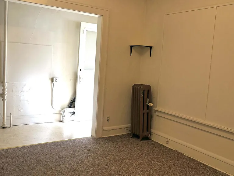 1937 University Ave #2 — Photo 8