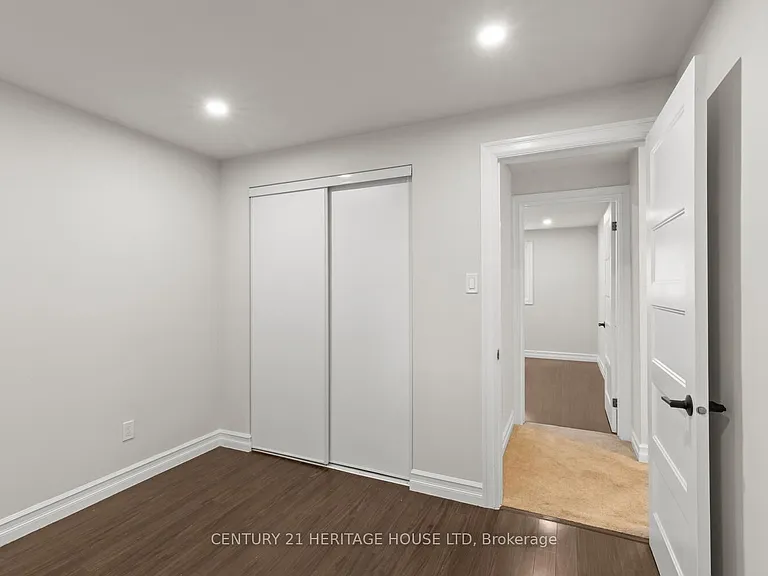 57 Vanbuskirk Dr — Photo 13